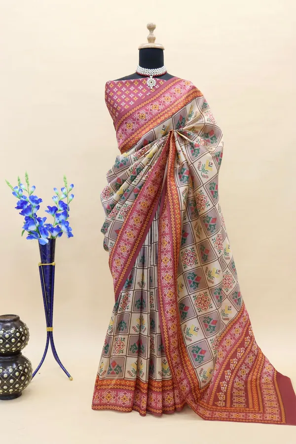Grey_Smooth_Silk_Saree_With_Patola_Print